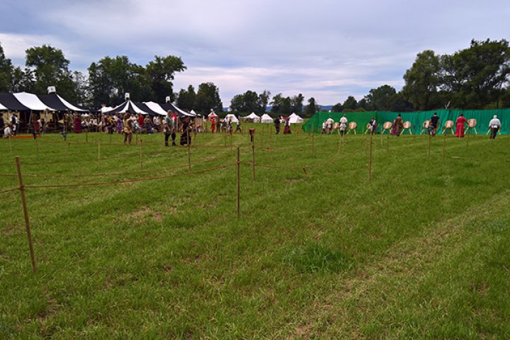 Gräfliches Langbogenturnier Suhr